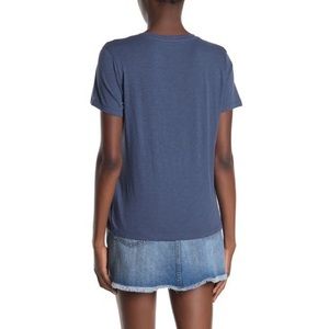 Madewell Tops - MADEWELL Short Sleeve V Neck Tee Shirt T-Shirt Madewell Tops - MADEWELL Short Sleeve V Neck Tee Shirt T-Shirt